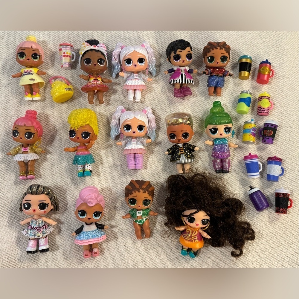 L.O.L. Surprise! Dolls Collection - Pink, Purple, Green, Gold‎